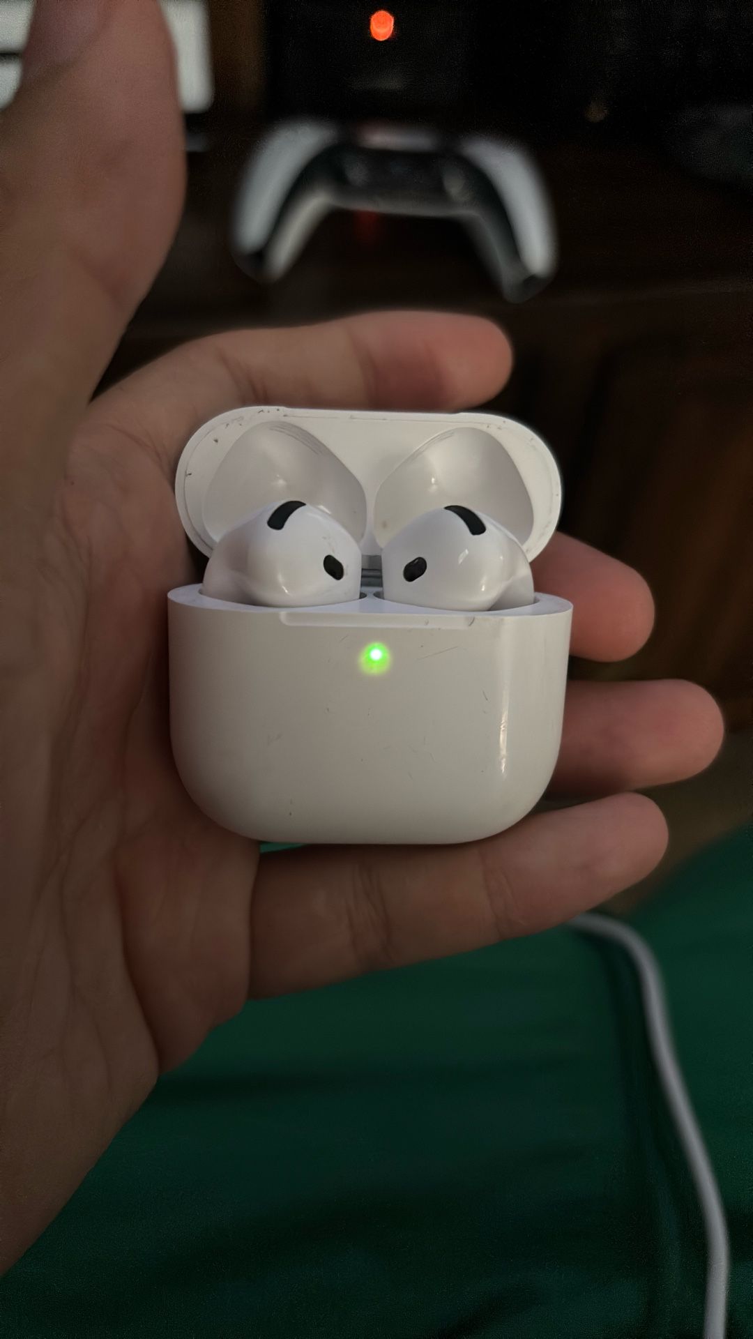 AirPods