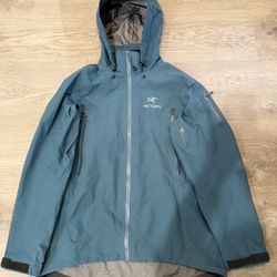 Arc’teryx Theta AR Jacket Large – Blue Smoke GORE-TEX Pro