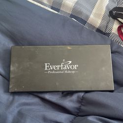 Everfavor Eyeshadow Palette
