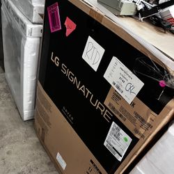 LG SIGNATURE GAS DRYER 29”