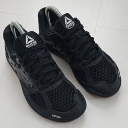 Reebok Womens CrossFit Nano 2.0 Black Work Out Running Shoes Size 7.5 Gum CN7926

Great Condition. Rarely used for casual outings only. From non smoki