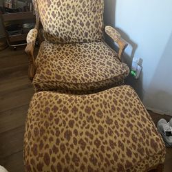 High Back Solid Wood Ottoman Chair