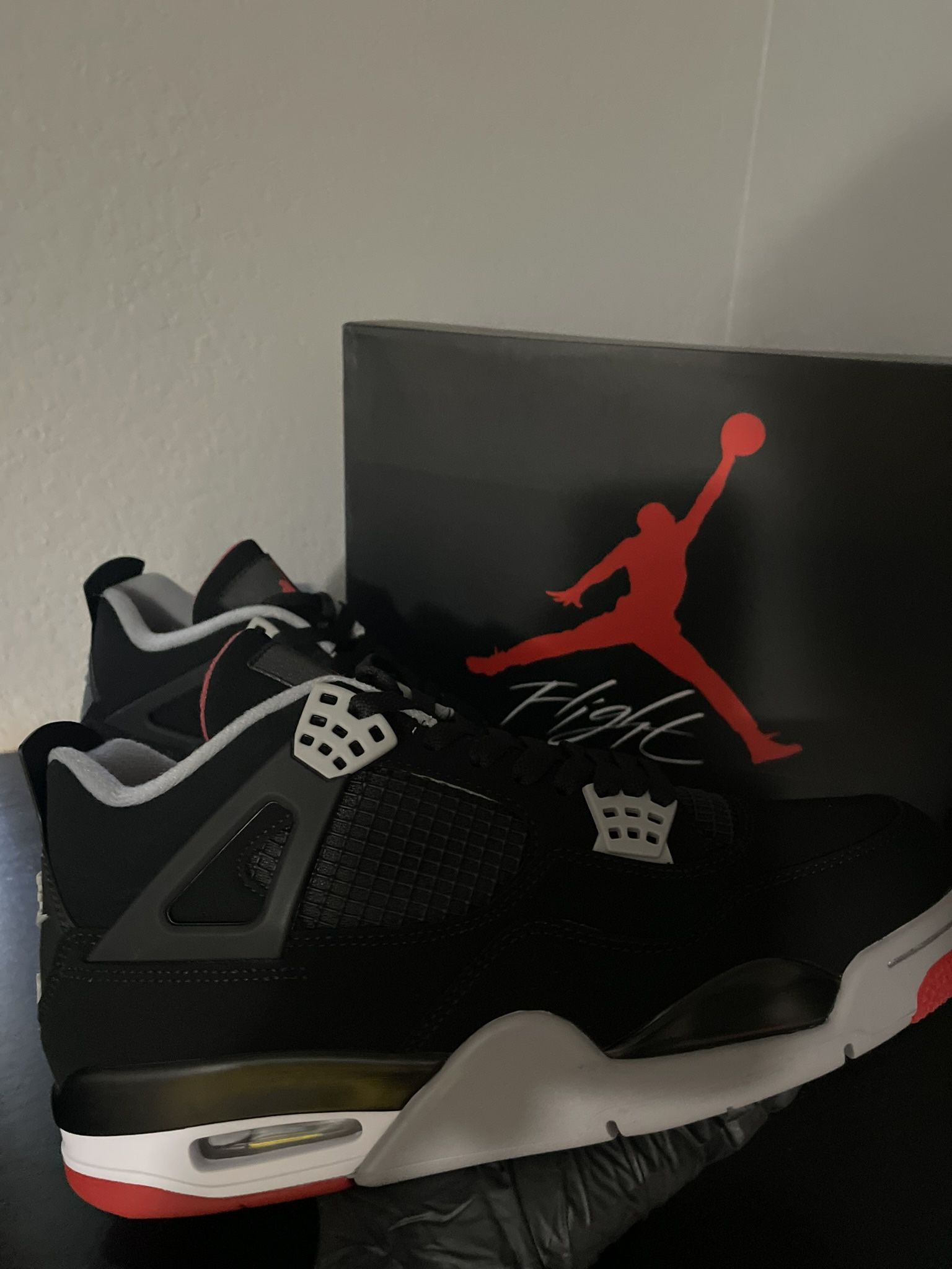 Jordan 4 | Retro Breds