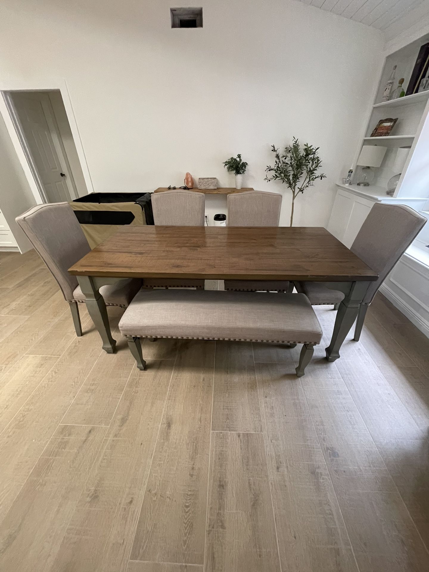 Wood Table 6 Person