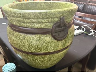 Green hand made plant pot