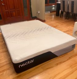 Nectar Memory Foam KING Sized Mattress
