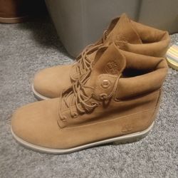 Brand New Timberland Boots Size 7