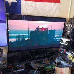 For Sale 2 NON-SMART TV'S,One SONY BRAVIA And Samsung Both Are 55 INCH. Working Condition,Both Come With Remote Control. Please See Pictures For More.