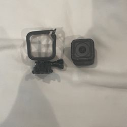 GoPro HERO5 SESSION 4K Action - Charge Cable Included 