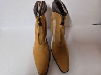 TTmberland Tan Suede Ankle Boots with Front Zipper