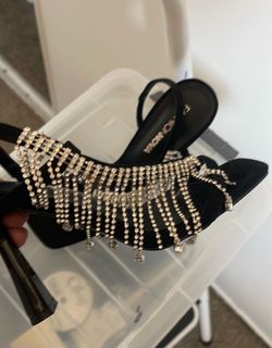 Woman’s size 8 heels
