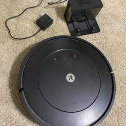 Roomba w/ Charging Dock
