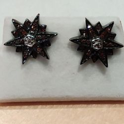 Meher 0.32 Ct Red And Champagne Natural Diamonds Star In Black Rhodium Posts