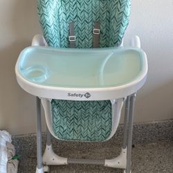 Baby High Chair - Clean Condition $25
