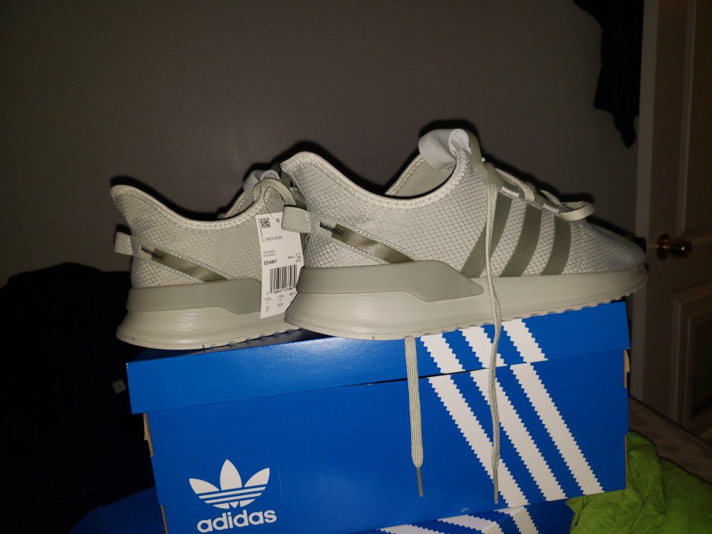 Adidas u path run shoes size 12 men original brand new (OBO)