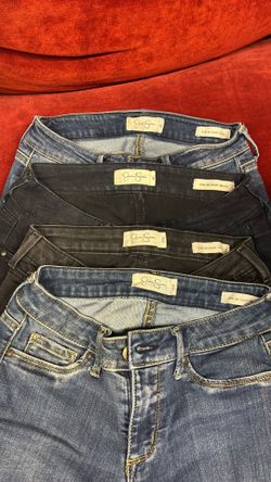 Jessica Simpson Women’s skinny jeans