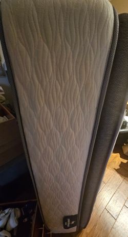 Serta Perfect Sleeper Mattress and Box Spring