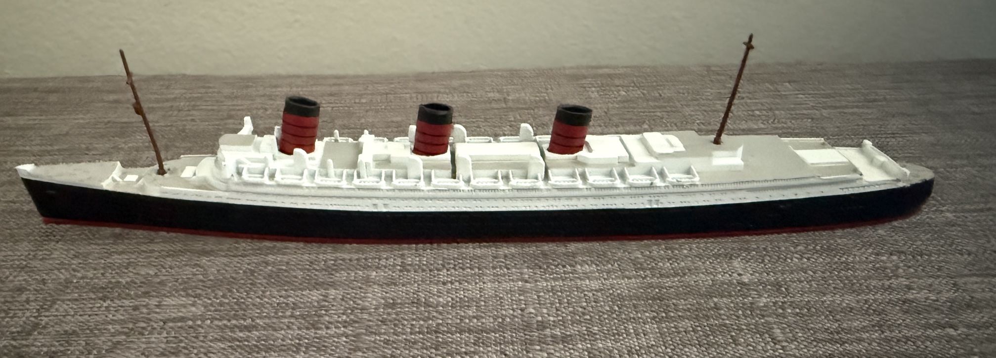 Vintage Minic Queen Mary Diecast Model Ship M703