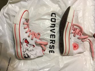 Converse Christmas grinch design