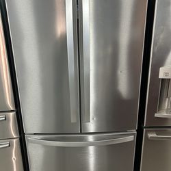 Stainless French Door Refrigerator With Ice Maker 