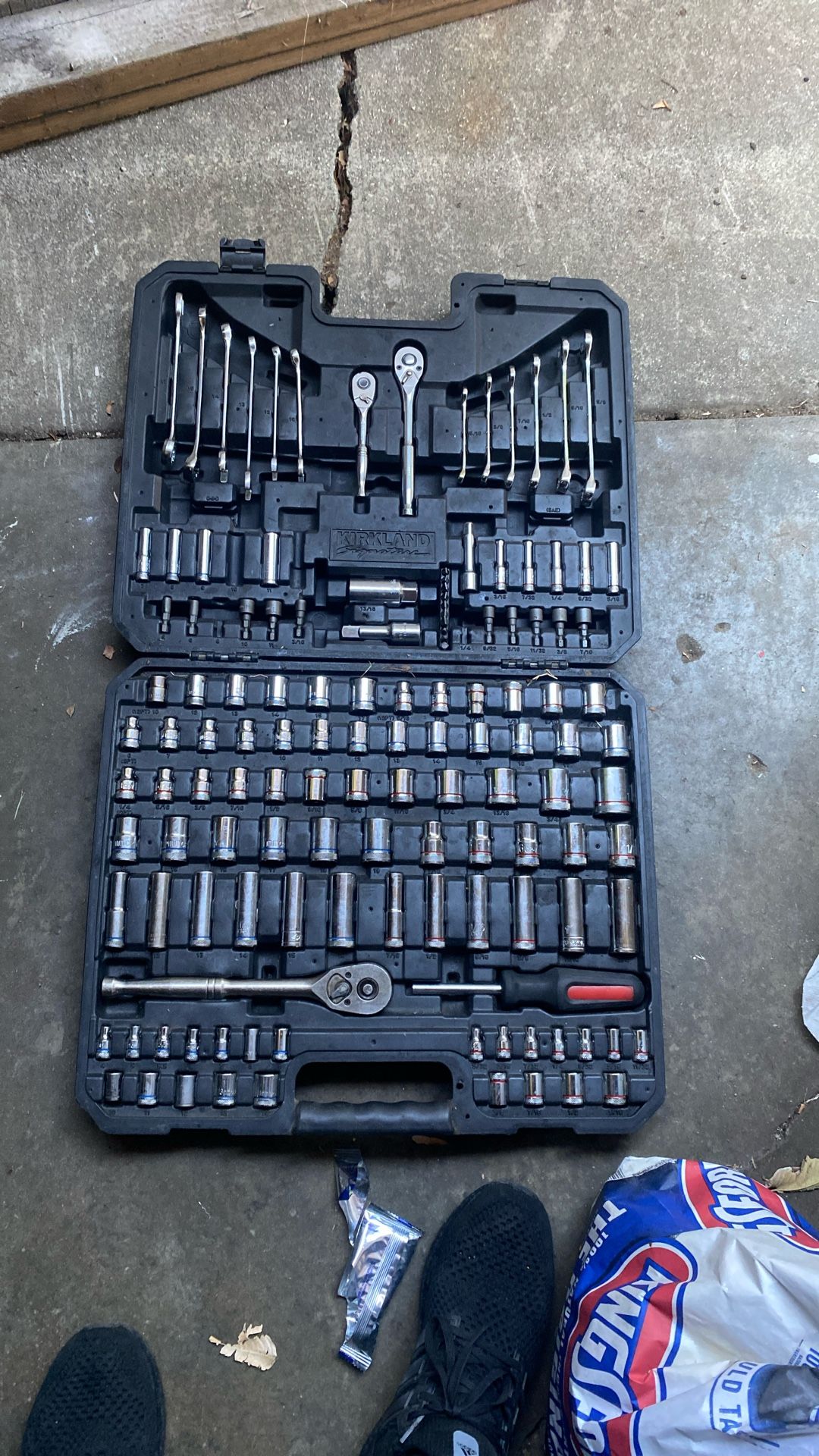 Tools New 140 Pieces Kirkland Signature