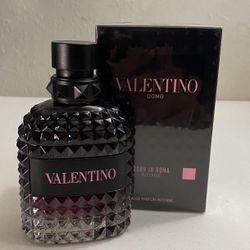 Valentino Donna Born In Roma Intense 🖤✨ (Full Size)