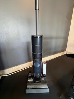 Dreame Wet Dry Vacuum with Charging Dock