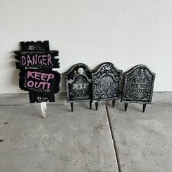 Plastic Graveyard Tombstones
