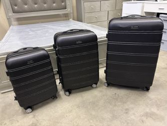 Rockland Melbourne 3-Piece Hardside Spinner Luggage Set
