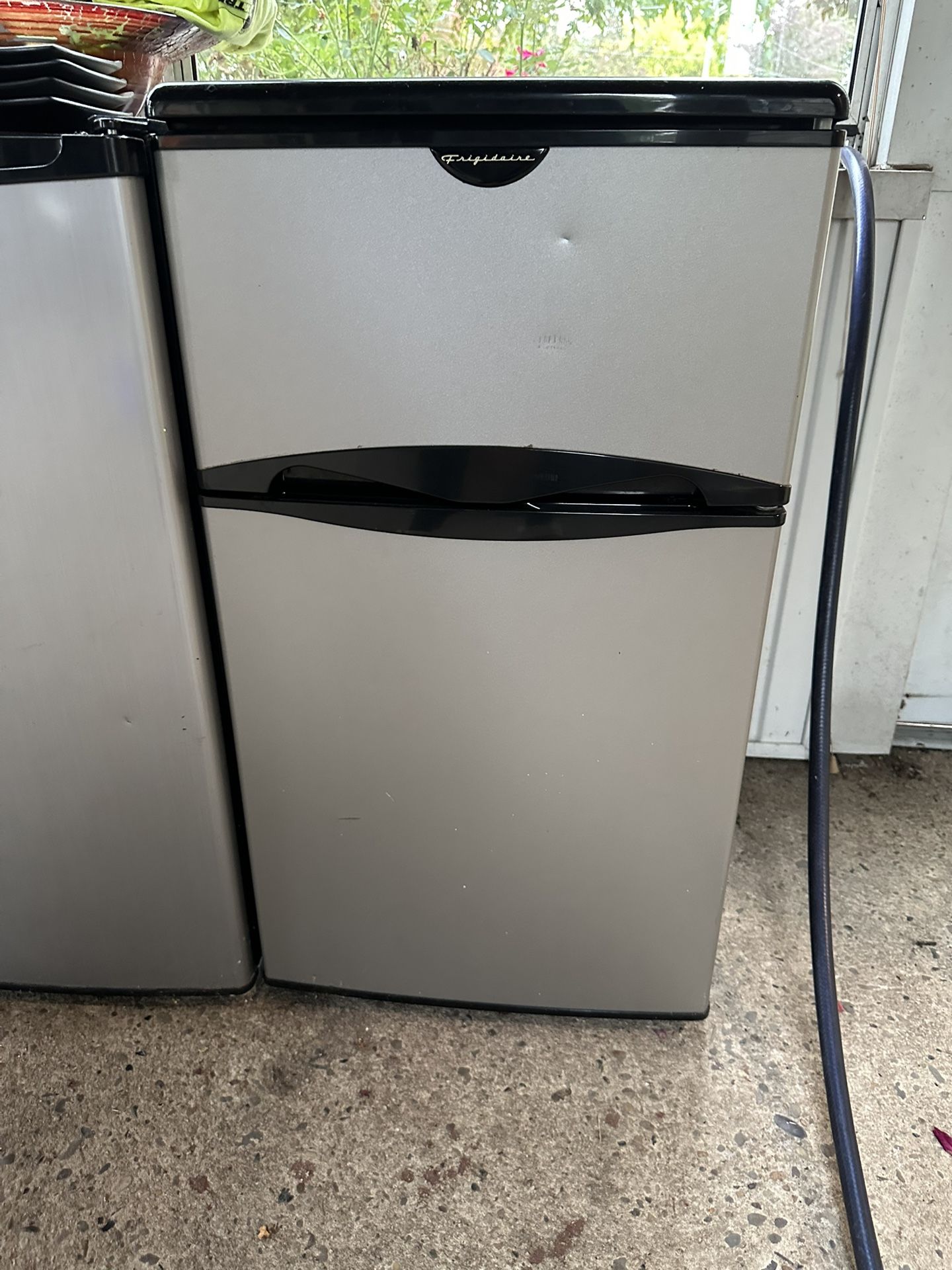 Mini Fridge With Freezer