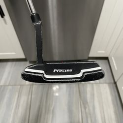 Precise MDX II 32.5” RH Blade Putter - STILL AVAILABLE 