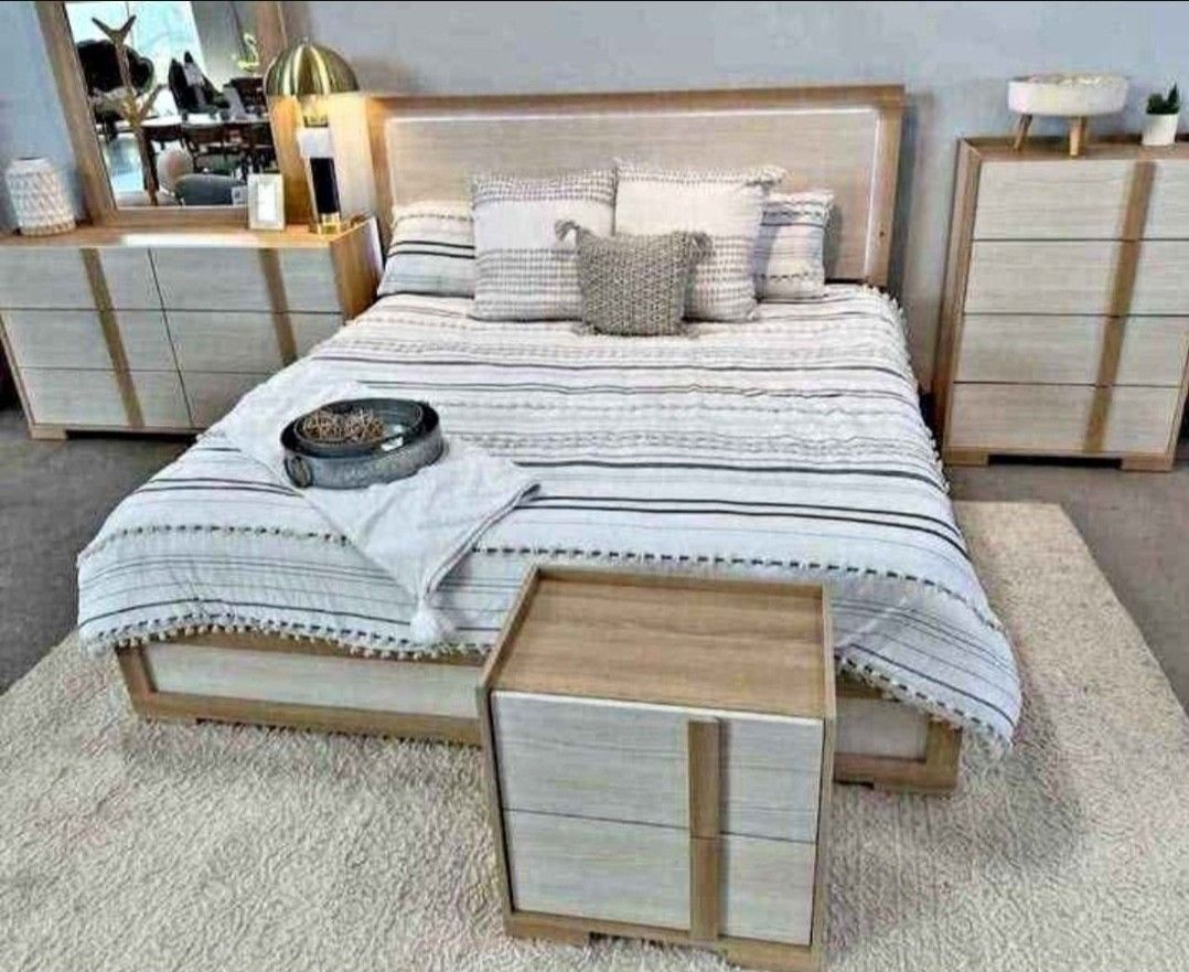 King Bedroom Set 4 Pcs New Wood Bed Set Style 