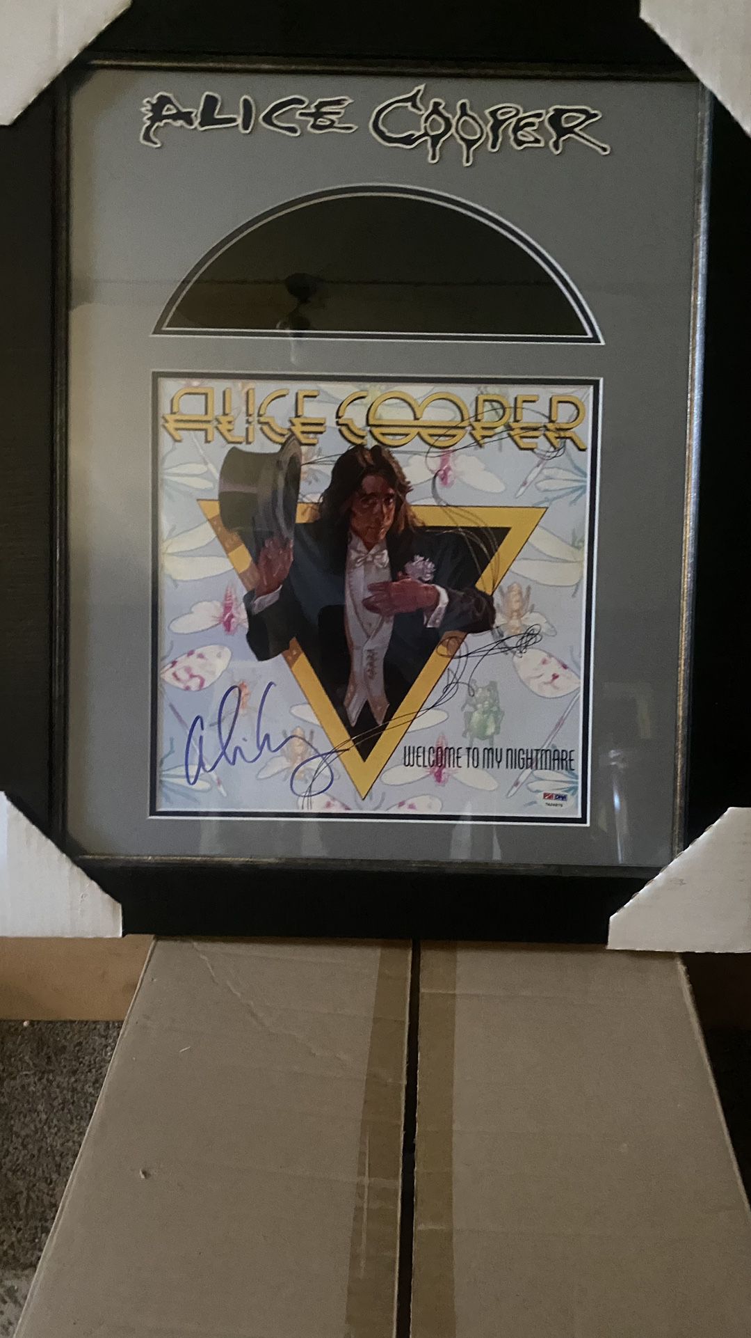 Alice Cooper Autograph Signed  PSA Certified