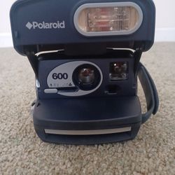 Polaroid 600 One-step Express Black Instant Film Camera. Make An Offer. Will Ship If Needed.