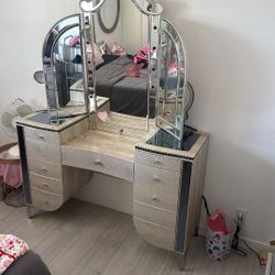 Free vanity ! ! NO CATCH 