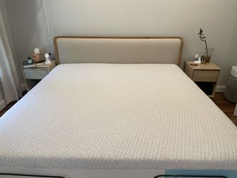 Casper Snow King Mattress – Like New – $1,000 OBO