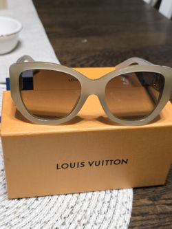 Louis Vuitton women sunglasses