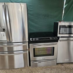 Stainless Steel Kitchen Appliances 