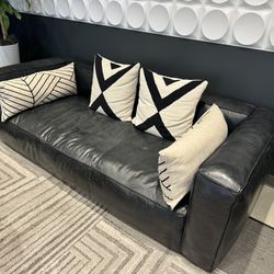 Beautiful Black Leather Sofa 