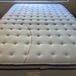 Queen Mattress 