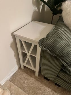 2 White Side Tables