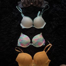 New And Like New Victoria Secret Bras
