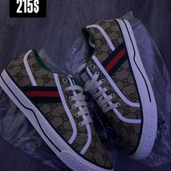 Gucci Shoes For The Right Price‼️📲