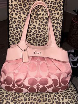 pink coach lexi
