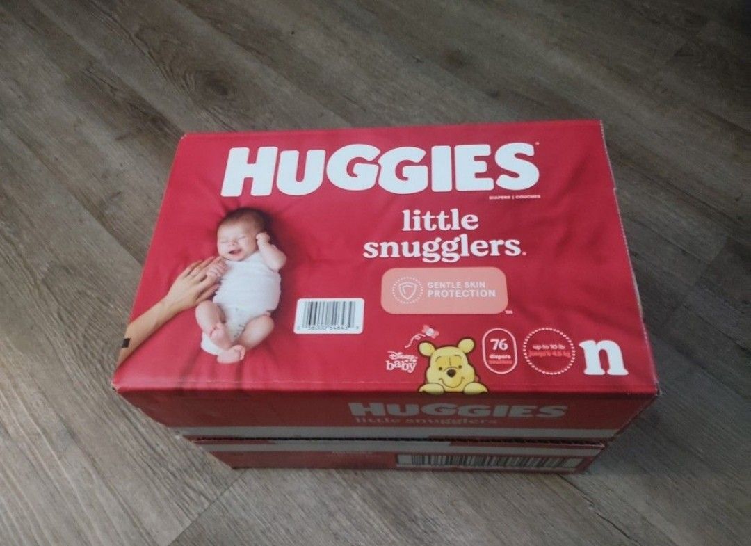 Huggies Little Snugglers Diapers For Sale (1 Box With 76 Diapers)