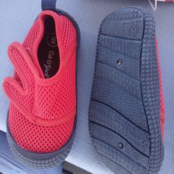 New Size 6 Toddler Water Shoes