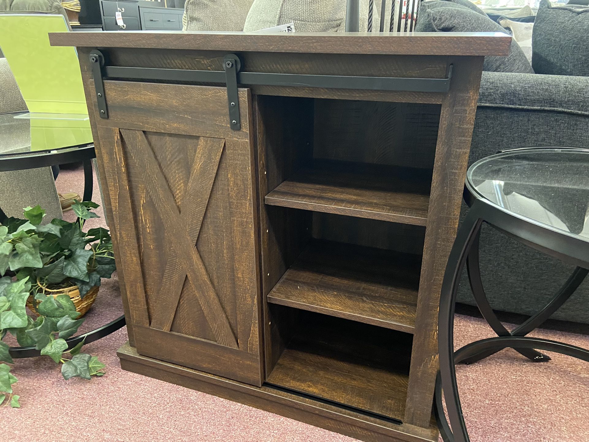 BARN DOOR STORAGE ACCENT TABLE! 🤑😍Available Today