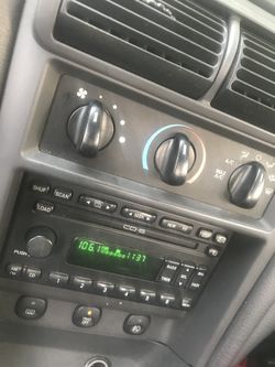 2002 Mustang Gt stereo
