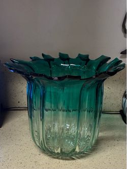 Murano green vase