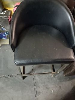 Living spaces bar chairs